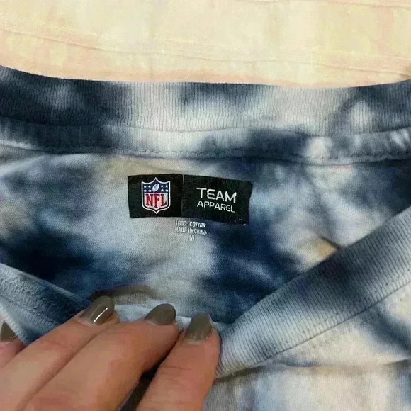 NFL Womens size Medium New England Patriots long sleeve tee... - Picture 5 of 8